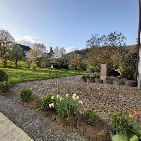 Ferienwohnung Am Eifelsteig Vulkaneifel-Auszeit Üdersdorf エクステリア 写真