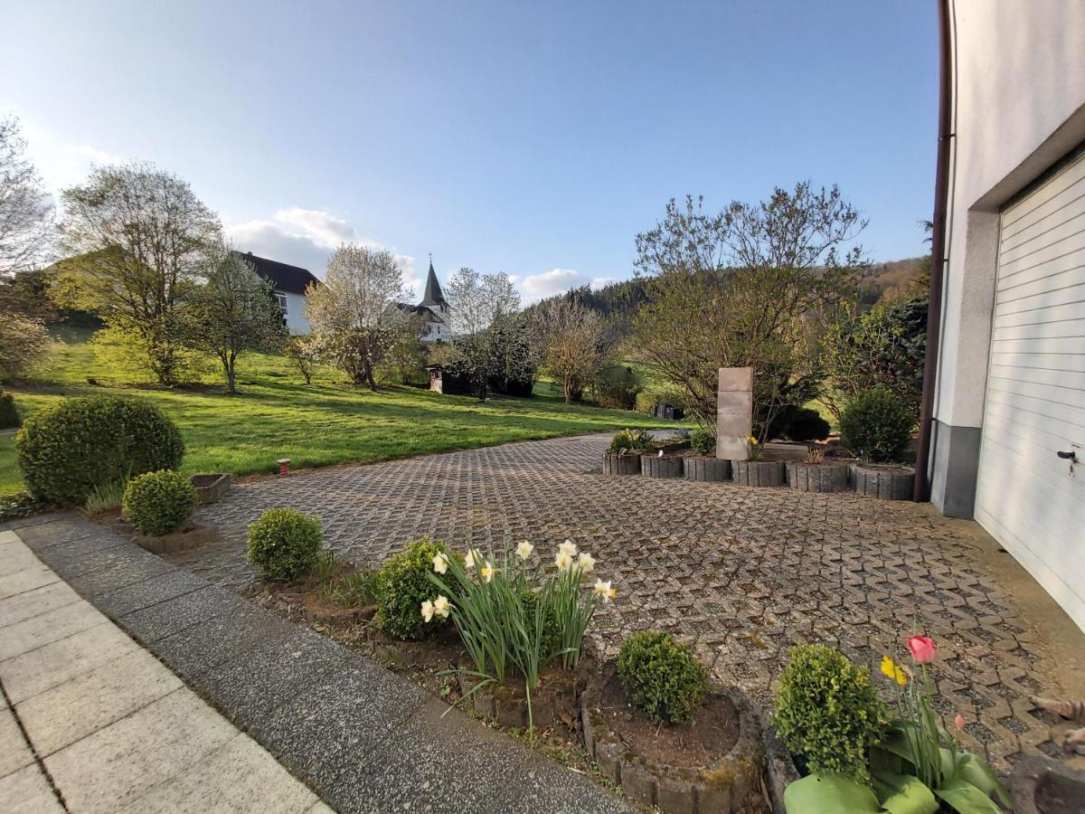 Ferienwohnung Am Eifelsteig Vulkaneifel-Auszeit Üdersdorf エクステリア 写真